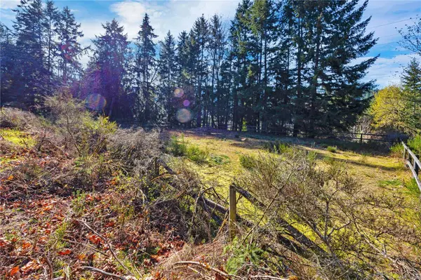 3080 Wild Rose Blvd, Nanoose Bay, BC V9P 9E4