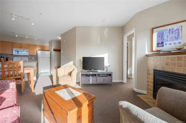 1280 Alpine Rd #301, Courtenay, BC V9J 1L0