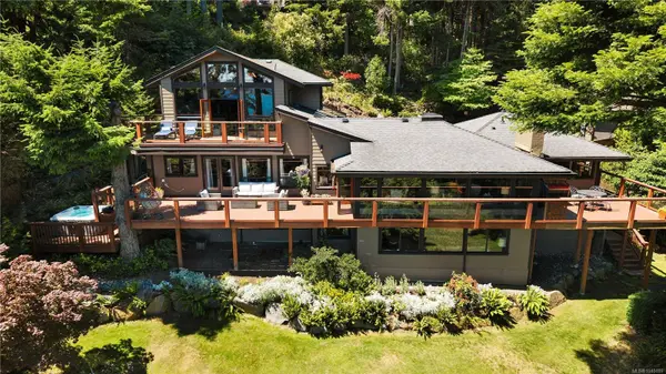 1370 Ivor Rd, Nanaimo, BC V9X 1P7
