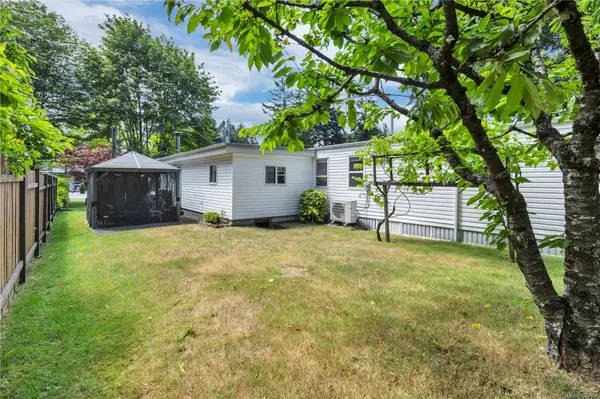 6130 Pine Ridge Cres, Nanaimo, BC V9T 2N7