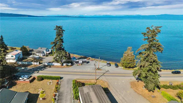 6001/6010 Island Hwy, Qualicum Beach, BC V9K 2E1