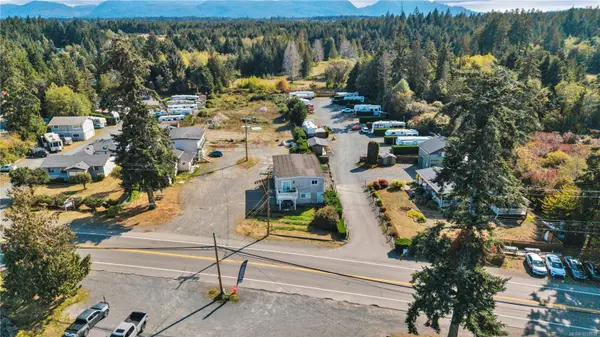 6001/6010 Island Hwy, Qualicum Beach, BC V9K 2E1
