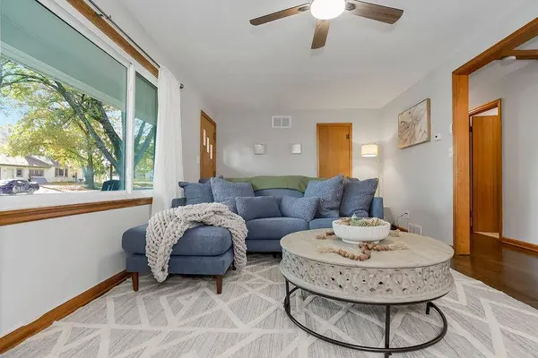 148 W Shawnee ST, Gardner, KS 66030