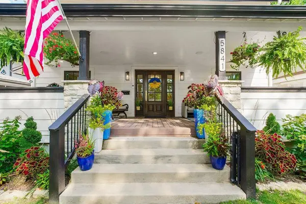 5841 McGee ST, Kansas City, MO 64113