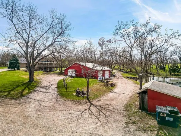 28655 W 223rd ST, Spring Hill, KS 66083