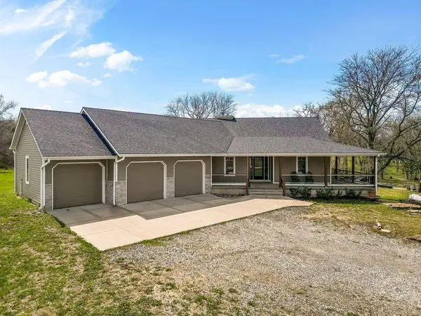 28655 W 223rd ST, Spring Hill, KS 66083
