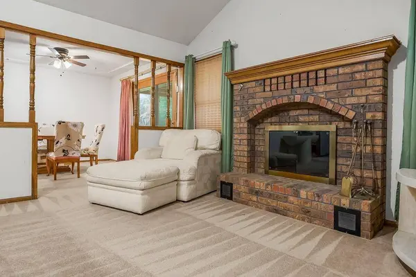 13205 Bristol AVE, Grandview, MO 64030
