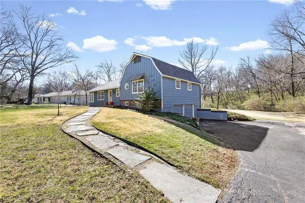 2341 W 98 ST, Leawood, KS 66206