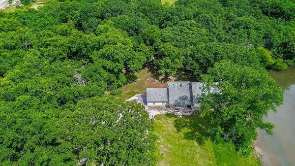 1262 75 RD, Holden, MO 64040