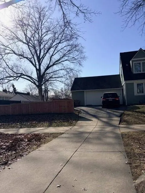 103 E Meyer BLVD, Kansas City, MO 64113