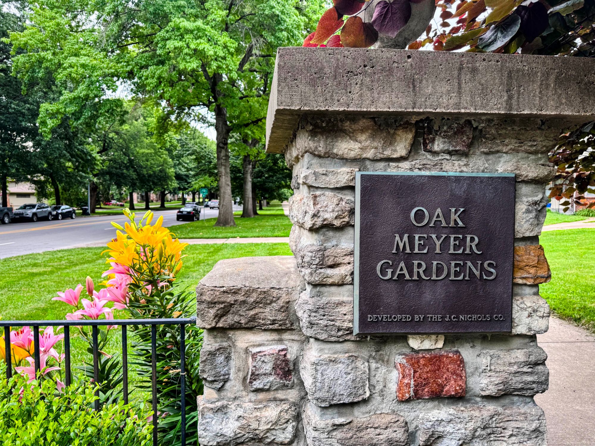 oak meyer gardens Kansas City historic neighborhood walkability homes