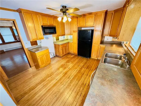 409 W Miller ST, Appleton City, MO 64724