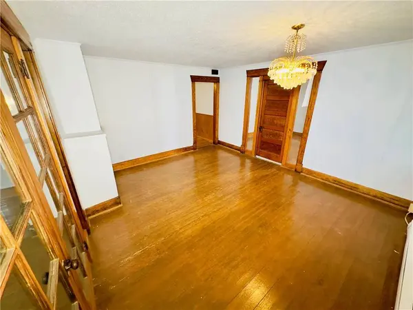 409 W Miller ST, Appleton City, MO 64724