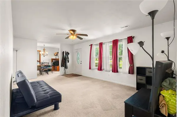9012 NW State Route 52 HWY, Amoret, MO 64722