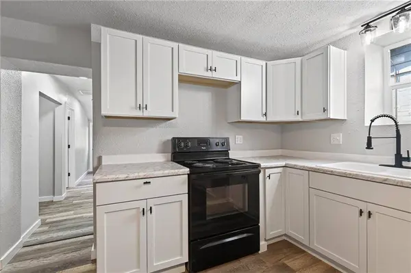 207 W 3rd ST, Creighton, MO 64739