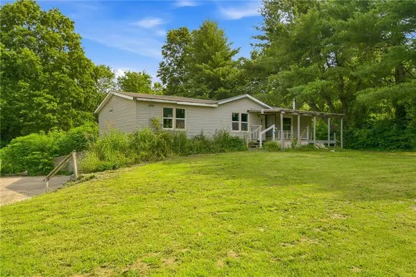 15000 E 200th ST, Peculiar, MO 64078