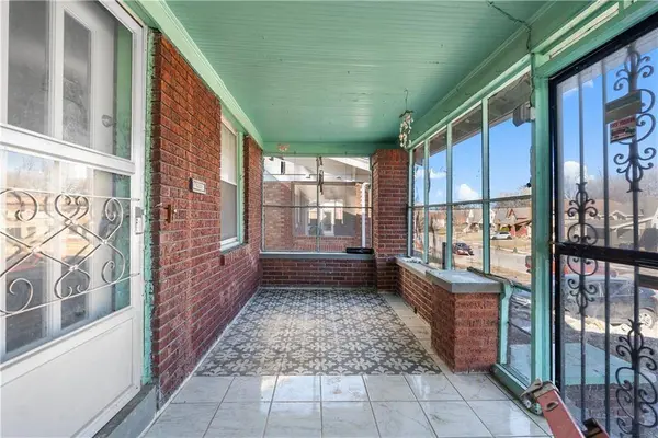 5142 Brookwood AVE, Kansas City, MO 64110