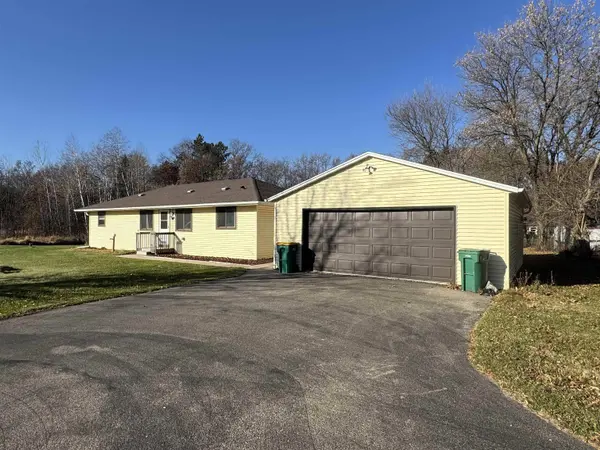 S4603A Raven Acres Drive, Baraboo, WI 53913-0000