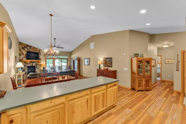 W4231 Vista Circle, Mauston, WI 53948-0000