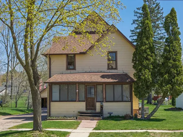 315 S Pine Street, Reedsburg, WI 53959-0000