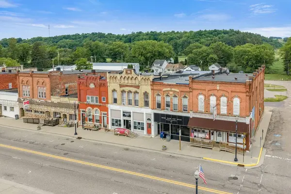 229 Center Street, Wonewoc, WI 53968-0000