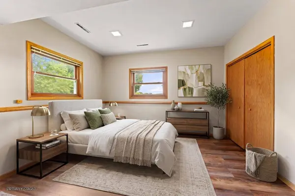 S6041 Oak Court, Baraboo, WI 53913-0000