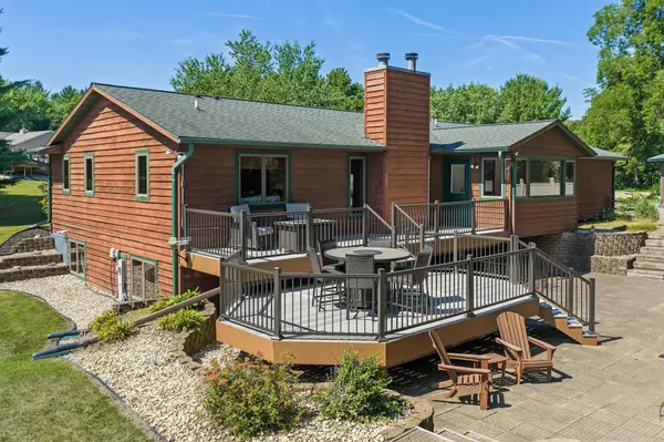 S9674 Wilhelm Drive, Prairie Du Sac, WI 53578-0000