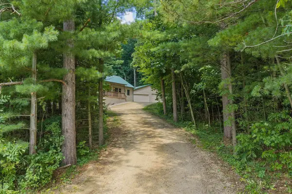 S182 State Road 33 Road, Wonewoc, WI 53968-0000
