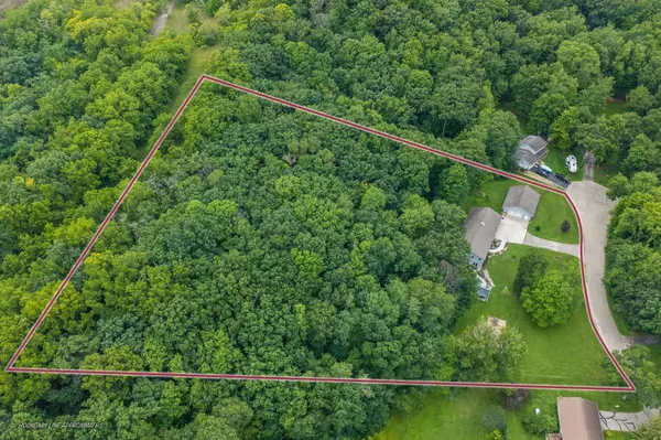 S2480 Meadowview Road, Reedsburg, WI 53959-0000