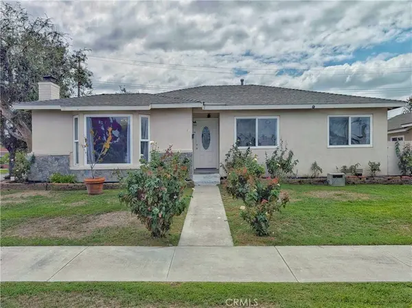 2314 E Alden