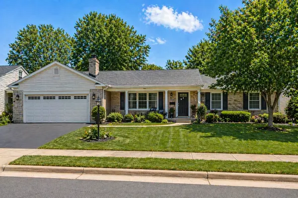 Dale City VA rambler style home with attached garage