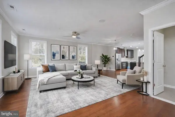 412 WOODCREST DR SE #412B, Washington, DC 20032