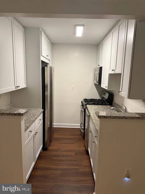 2725 39TH ST NW #201, Washington, DC 20007