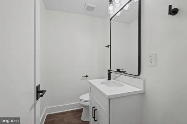 1341 PENNSYLVANIA AVE SE #1B, Washington, DC 20003