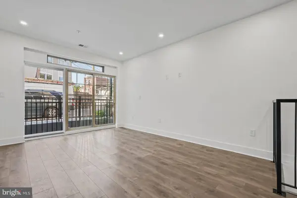 1341 PENNSYLVANIA AVE SE #1B, Washington, DC 20003