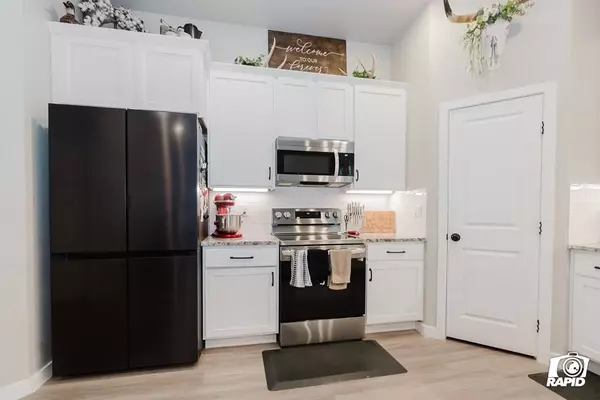 6707 Lonesome Dove Ln, Midland, TX 79705