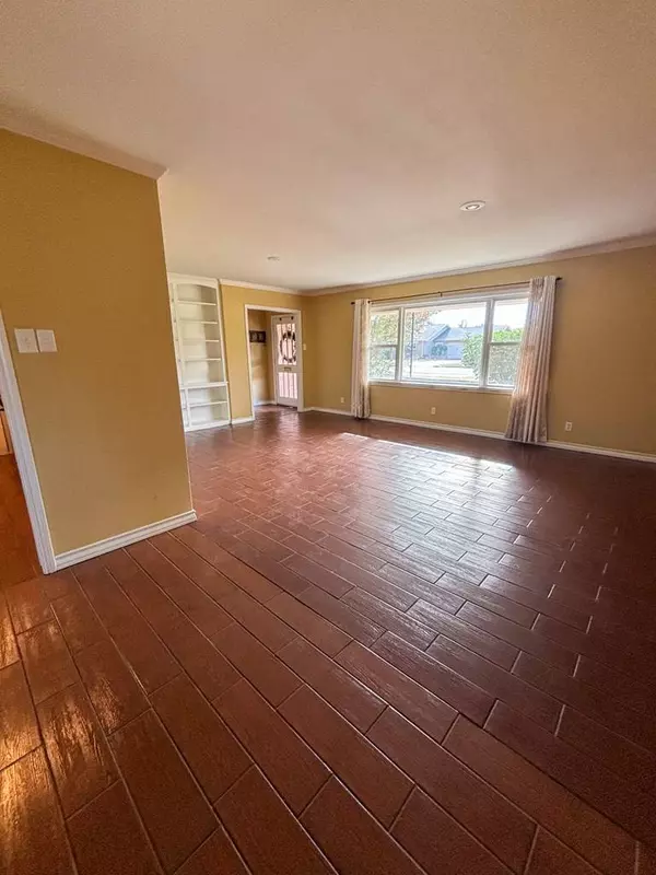 1710 Princeton Ave, Midland, TX 79705