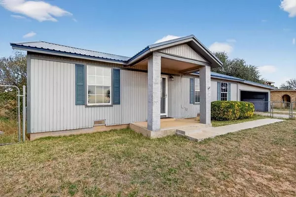 1912 County Rd 130, Midland, TX 79706