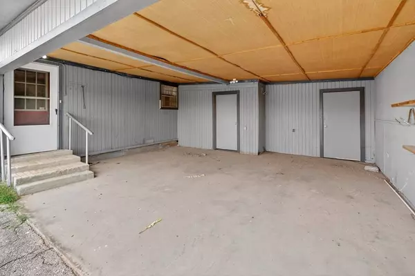 1912 County Rd 130, Midland, TX 79706