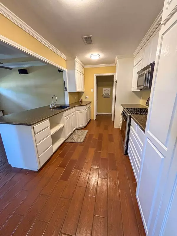 1710 Princeton Ave, Midland, TX 79705