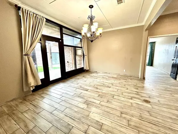 2302 Chretien Place, Midland, TX 79705