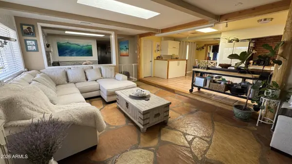 3235 E Maybe Manana Way, Rimrock, AZ 86335