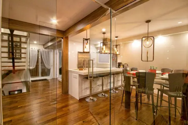 877 Rue Corbeil, Laval (sainte-dorothée), QC H7X1Z1