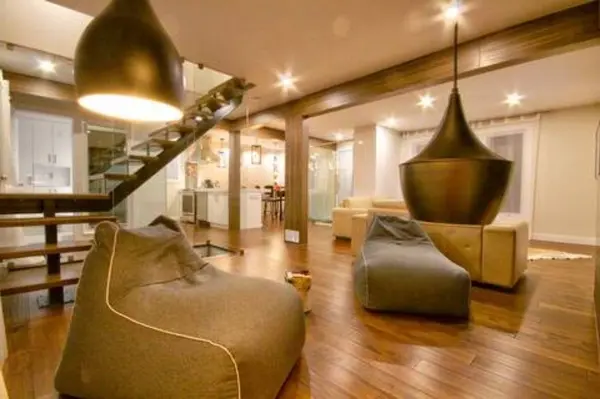 877 Rue Corbeil, Laval (sainte-dorothée), QC H7X1Z1