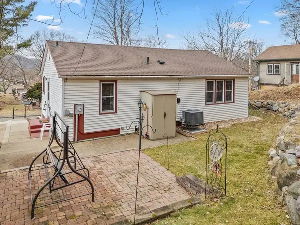 685 Chestnut Street, Richland Center, WI 53581