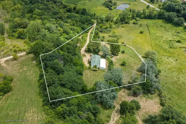 S6327 HWY 154 Road, Hillpoint, WI 53937