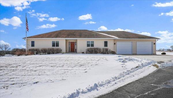W16091 Dewey Rd, Northfield, WI 54758