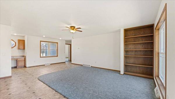 17614 Interland Ave, Adrian, WI 54660