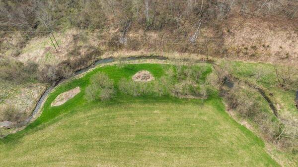 00 Johnstown Rd, Utica, WI 54655