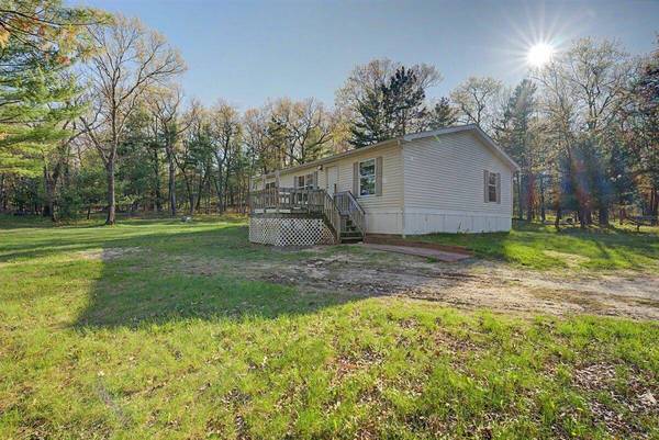 N4507 Potter Rd, Knapp, WI 54666